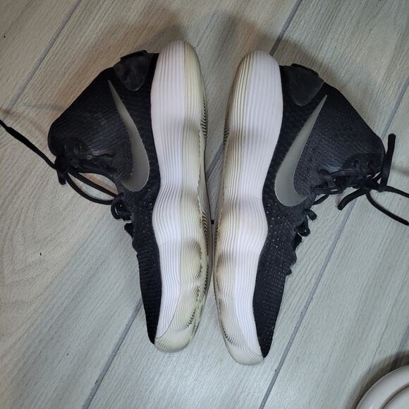 Nike Hyperdunk Womens Black & White Basketball Shoes Sneaker 9.5 - Picture 5 of 10